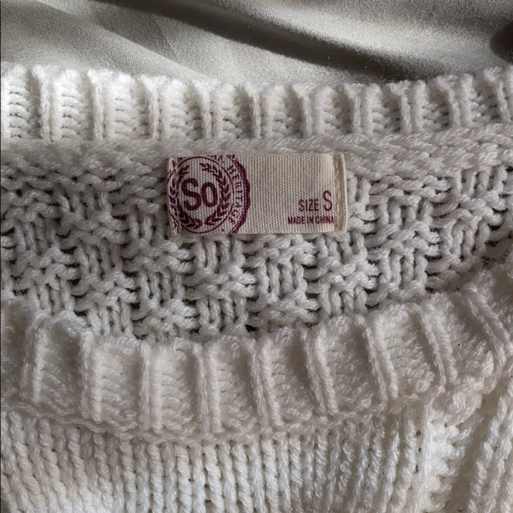 Cream Sweater - Picture 3 of 4